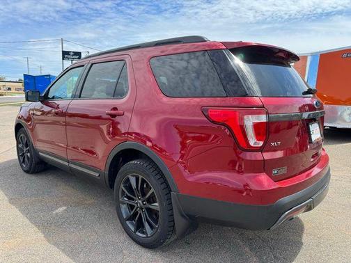 Ruby Red Metallic 2017 Ford Explorer XLT