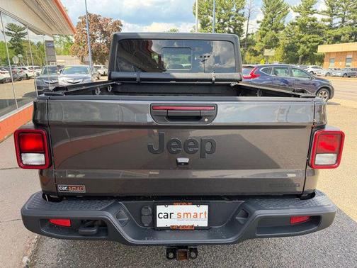 Granite Crystal Metallic Clearcoat 2020 Jeep Gladiator Sport S