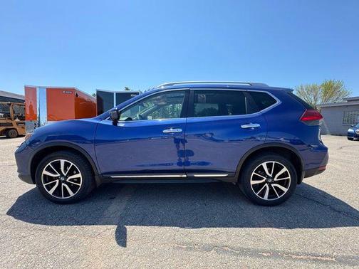 Caspian Blue Metallic 2020 Nissan Rogue SL