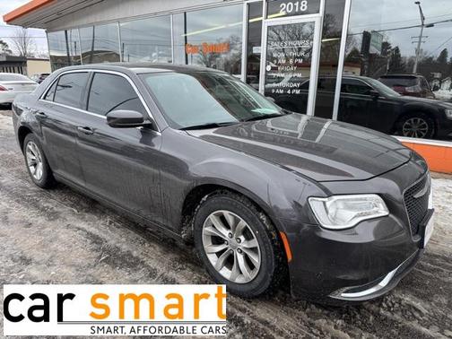 2016 Chrysler 300 Limited
