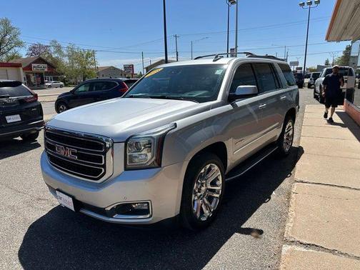Quicksilver Metallic 2018 GMC Yukon SLT