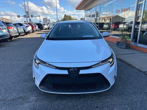 2022 Toyota Corolla Hybrid LE