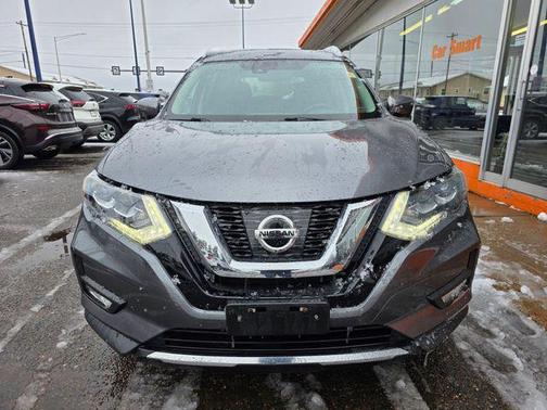 Gun Metallic 2017 Nissan Rogue SL