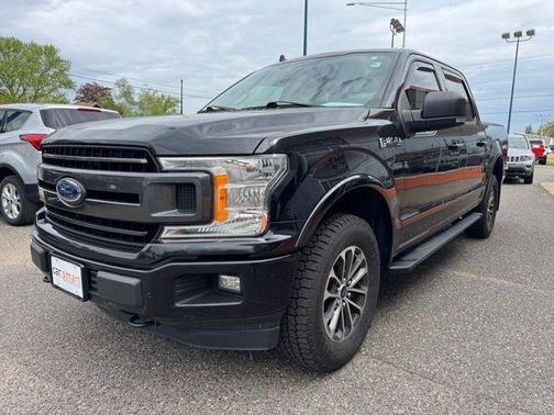 Black Metallic 2019 Ford F-150 XLT