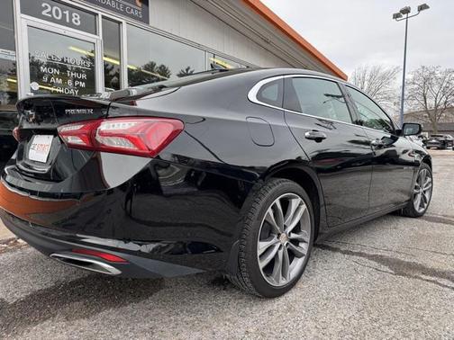 2022 Chevrolet Malibu FWD Premier