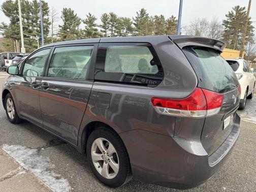 2014 Toyota Sienna L