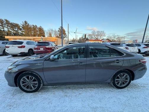 2016 Toyota Camry Hybrid SE