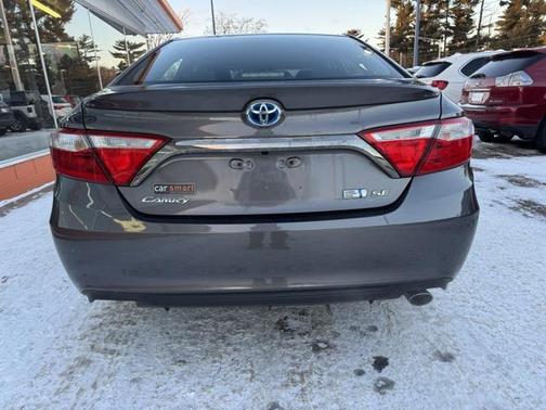 2016 Toyota Camry Hybrid SE