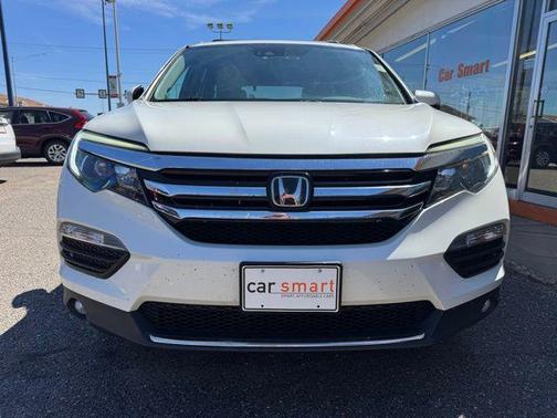 White Diamond Pearl 2017 Honda Pilot Elite