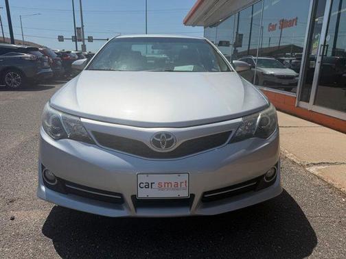 Classic Silver Metallic 2013 Toyota Camry SE