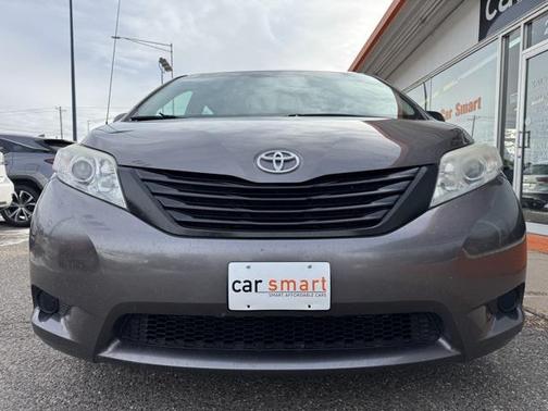 2014 Toyota Sienna L