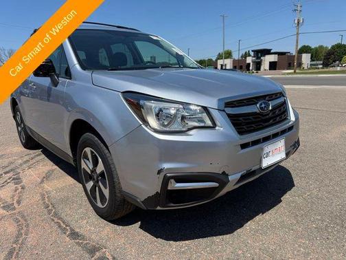 Ice Silver Metallic 2017 Subaru Forester 2.5i Premium