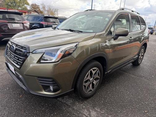 2022 Subaru Forester Premium