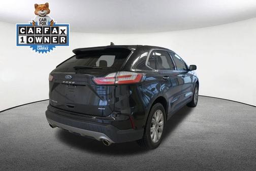 AGATE BLACK METALLIC 2023 Ford Edge TITANIUM