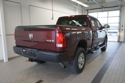 2017 RAM 2500 Tradesman Crew Cab 4x4 6'4' Box