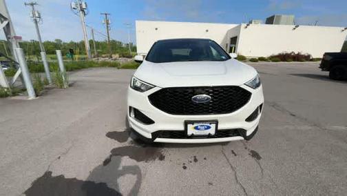 2022 Ford Edge ST Line