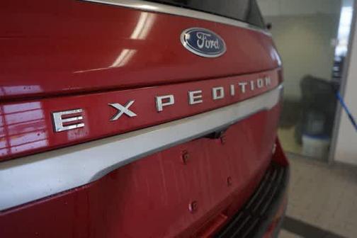 2022 Ford Expedition Max XLT