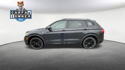 2022 Volkswagen Tiguan 2.0T SE R-Line Black 4MOTION