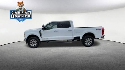 OXFORD WHITE 2023 Ford F-350 LARIAT SUPER DUTY