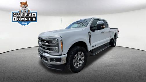 OXFORD WHITE 2023 Ford F-350 LARIAT SUPER DUTY