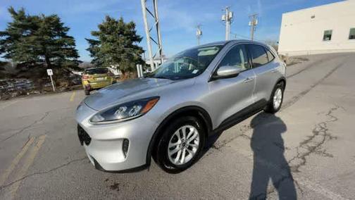 INGOT SILVER METALLIC 2020 Ford Escape SE
