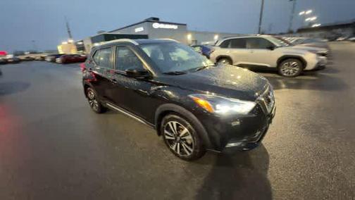 2020 Nissan Kicks SR