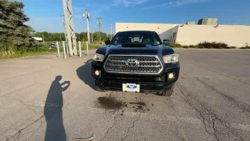 2017 Toyota Tacoma TRD Sport
