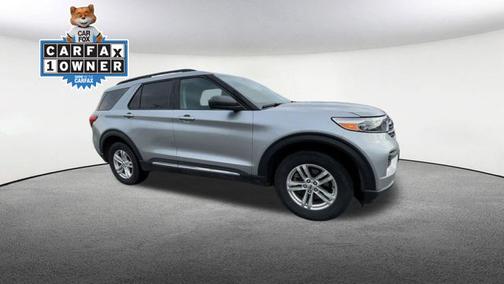 ICONIC SILVER METALLIC 2023 Ford Explorer XLT