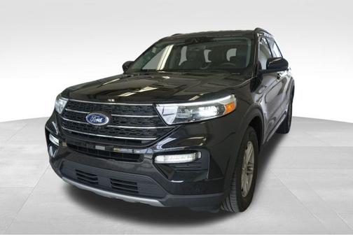 AGATE BLACK METALLIC 2023 Ford Explorer XLT