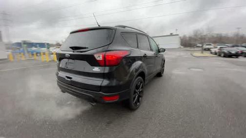 AGATE BLACK 2019 Ford Escape SE