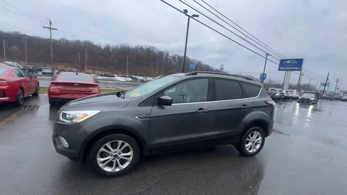 MAGNETIC METALLIC 2017 Ford Escape SE