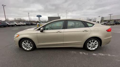 2019 Ford Fusion Hybrid SE