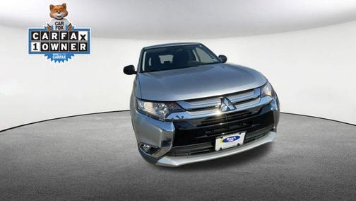 Alloy Silver Metallic 2018 Mitsubishi Outlander ES