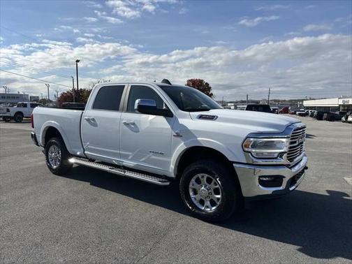 2022 RAM 3500 Laramie Crew Cab 4x4 64' Box