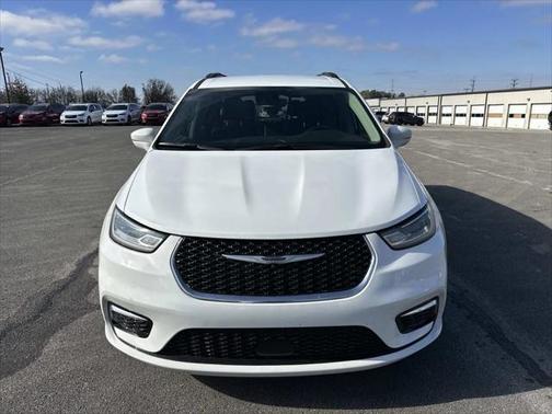 2022 Chrysler Pacifica Touring L AWD