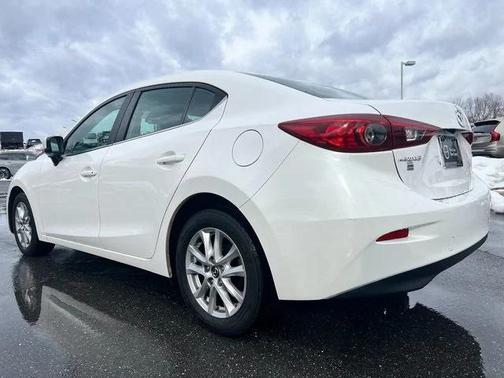 2018 Mazda Mazda3 Sport