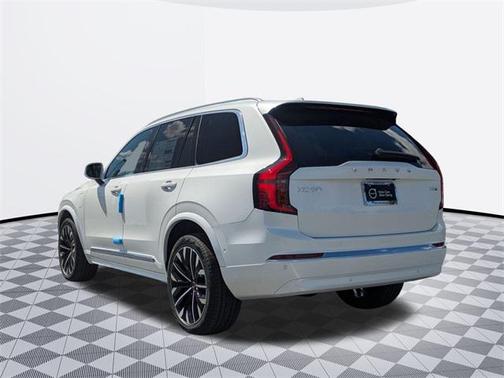2025 Volvo XC90 Plug-In Hybrid T8 Plus 6-Seater