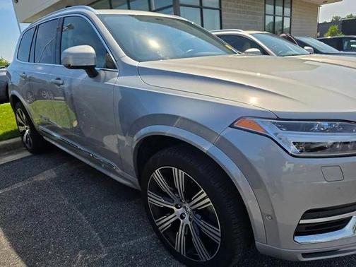 2023 Volvo XC90 Recharge Plug-In Hybrid T8 Plus Bright Theme 7-Seater