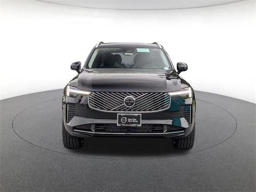 2026 Volvo XC90 B6 Plus 6-Seater