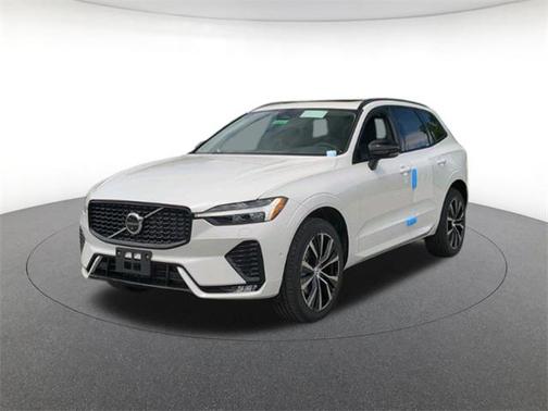 2025 Volvo XC60 Plus