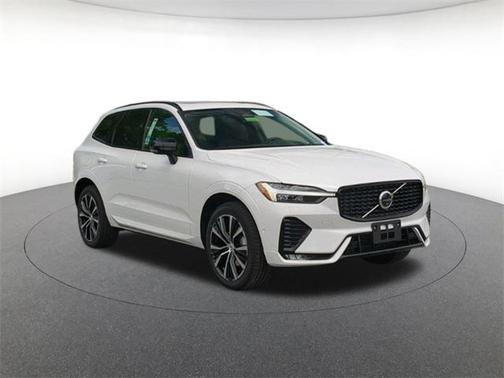 2025 Volvo XC60 Plus