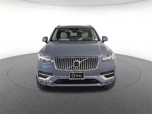 2023 Volvo XC90 B6 Plus 7-Seater