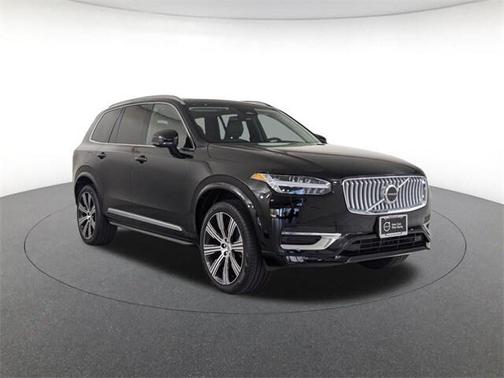 2025 Volvo XC90 B6 Plus 7-Seater