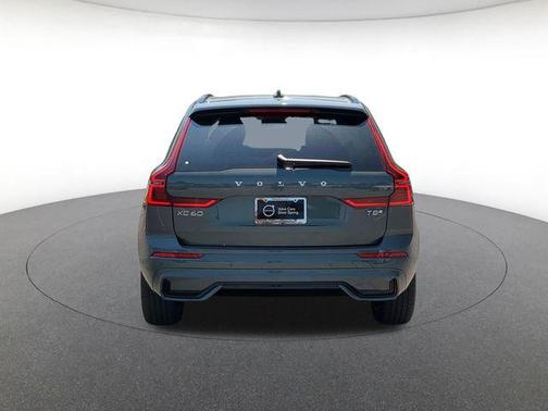 Forest Lake 2026 Volvo XC60 Plug-In Hybrid Plus, T8 AWD Electric/Gasoline, Dark