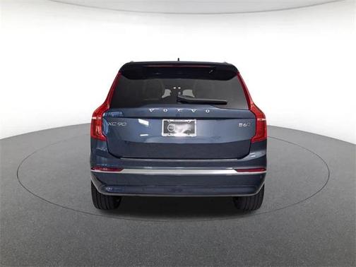 2024 Volvo XC90 B6 Ultimate Bright Theme 7-Seater