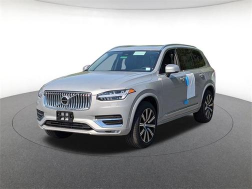 2025 Volvo XC90 B6 Plus 7-Seater