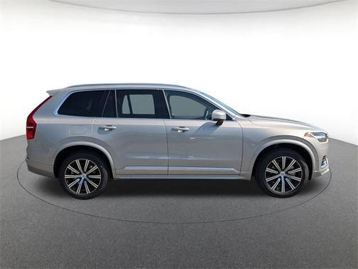 2025 Volvo XC90 B6 Plus 7-Seater