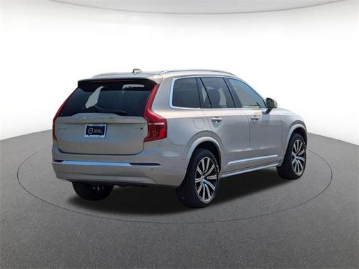 2025 Volvo XC90 B6 Plus 7-Seater