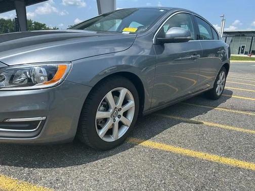 2016 Volvo S60 T5 Drive-E Premier