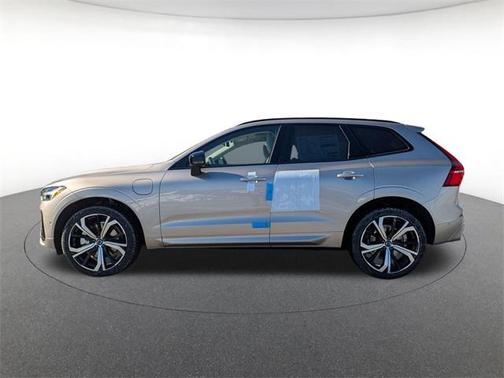 2025 Volvo XC60 Plug-In Hybrid T8 Ultra